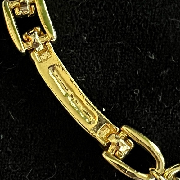 Elegant Gold Tone Micro Paved Cubic Zirconia Necklace - Picture 4 of 8